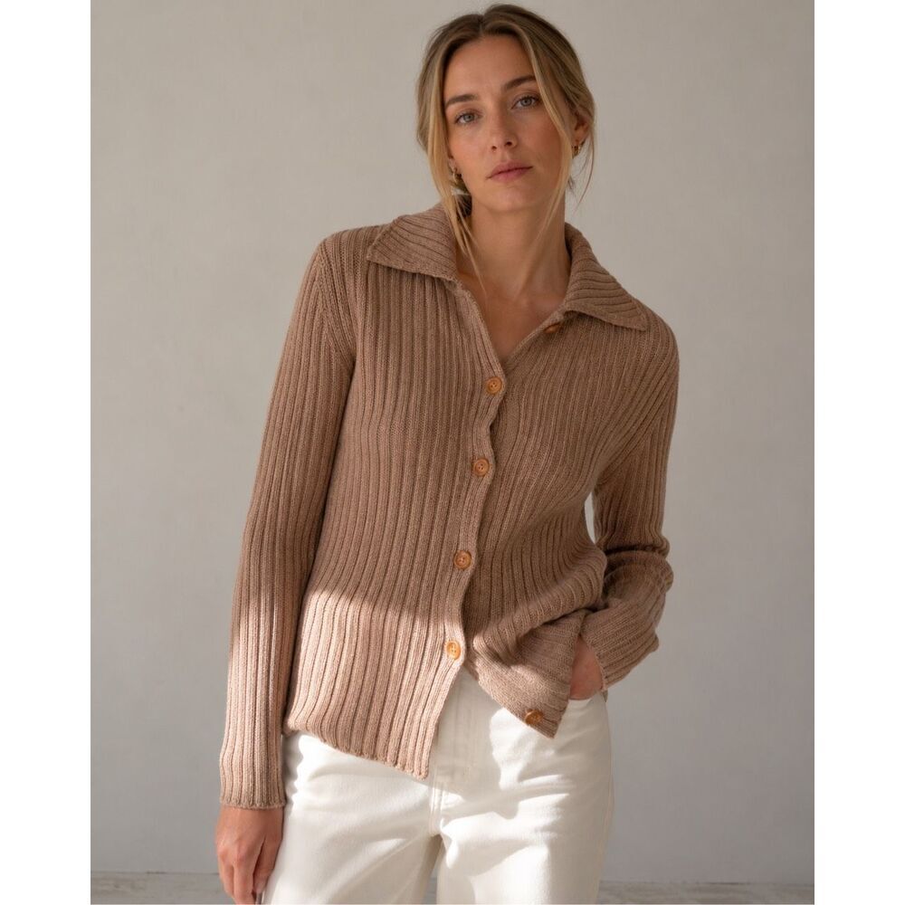 Barneys New York Ribbed Wool Cardigan Sweater | Camel Taupe Button Front Quiet L
